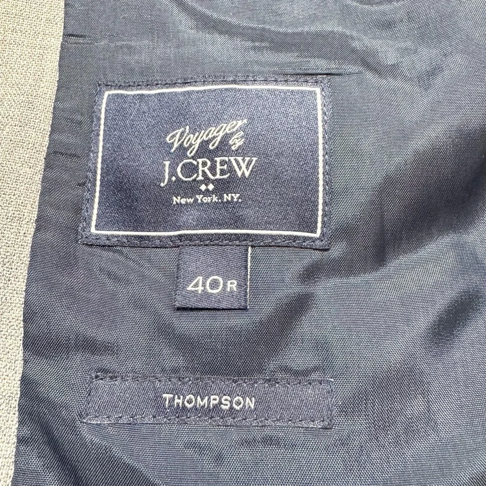 J Crew Voyager Thompson Suit Jacket Mens 40R Gray Wool Double Vent 2 Btn Classic